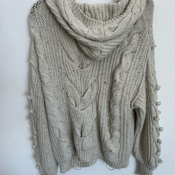 Wildfox Oversized Knit Sweater in Cream - Picture 4 of 6